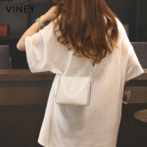 VINEY Genuine Leather Large Capacity Bucket Bag — English product image 6