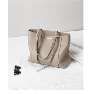 VINEY Soft-Structure Shoulder Tote Bag in light grey, still life