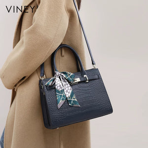 VINEY Commuter Genuine Leather Top-Handle Bag in Apricot