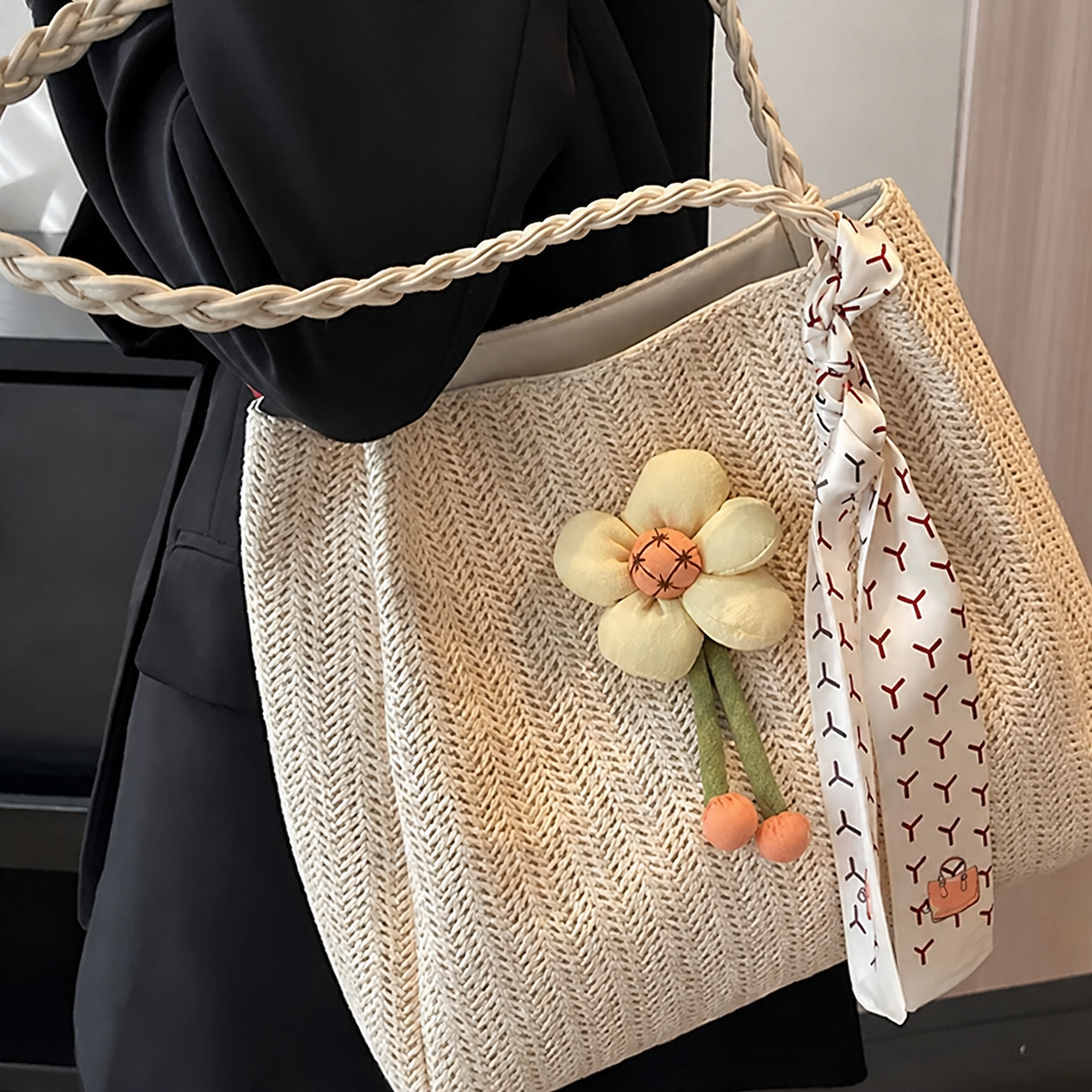 VINEY Woven Summer Tote Bag with Flower Charm product image 8