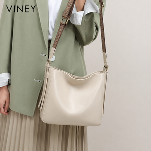 VINEY Genuine Leather Large Capacity Bucket Bag — English product image 7