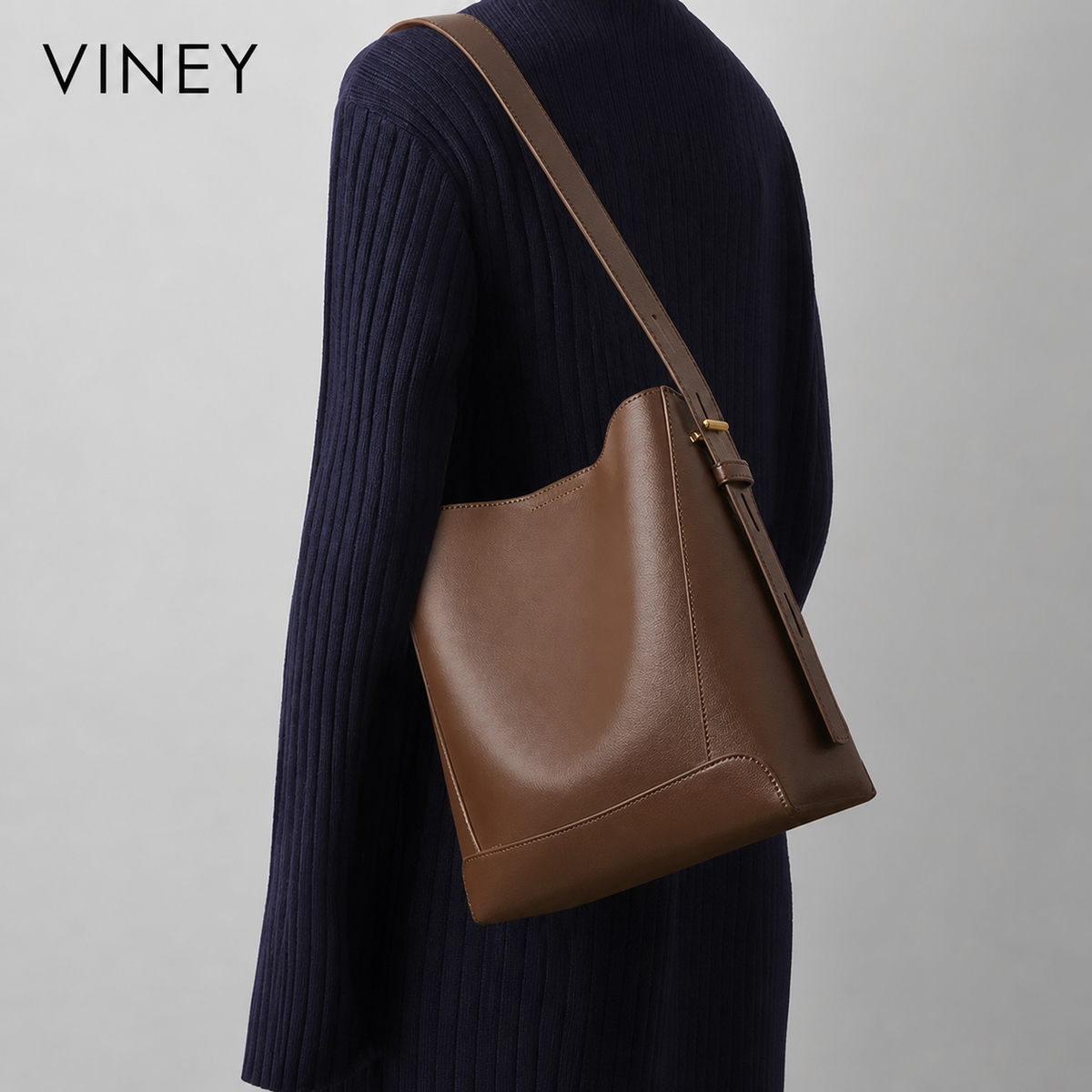 VINEY Commuter Genuine Leather Large Capacity Convertible Bucket Bag — English product image 1