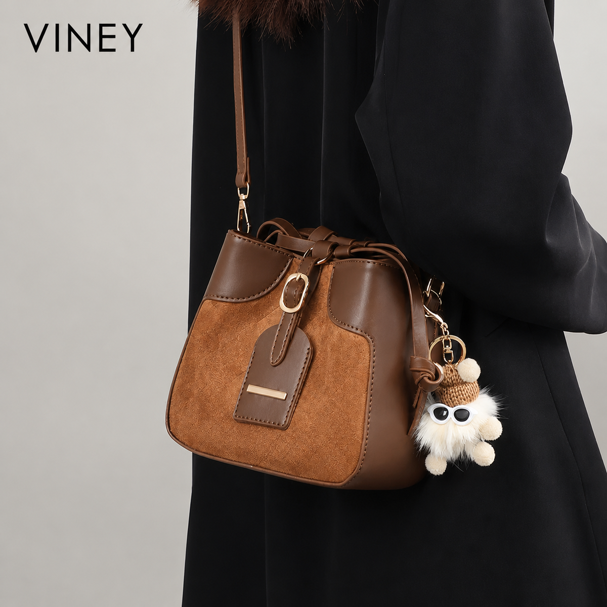 VINEY Large Capacity Convertible Bucket Bag product image 2
