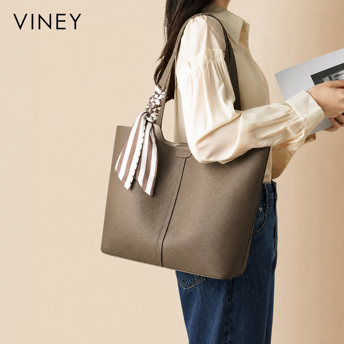 VINEY Everyday Genuine Leather Large Capacity Tote Bag — English product image 2