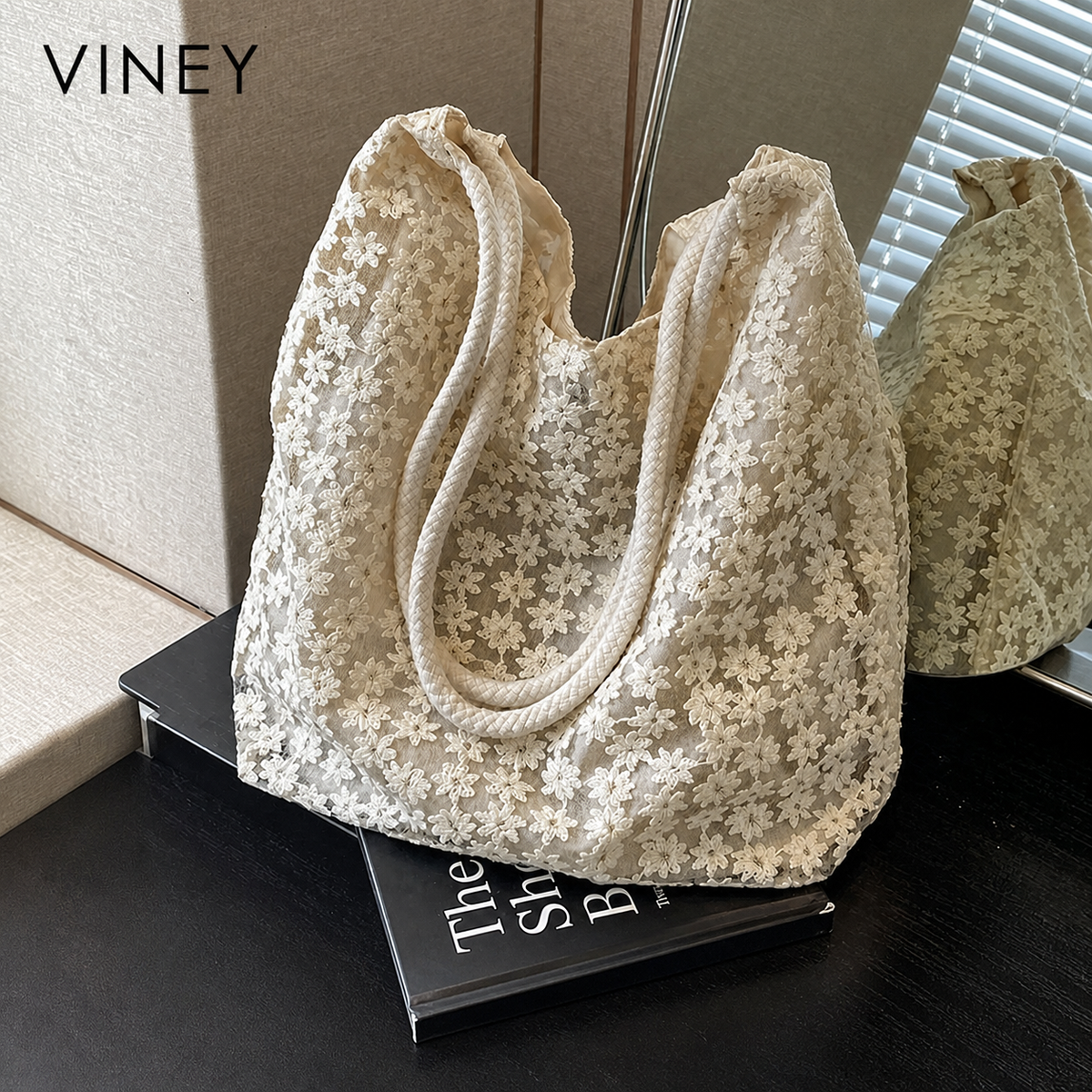 VINEY City Large Capacity Convertible Tote Bag — English product image 1