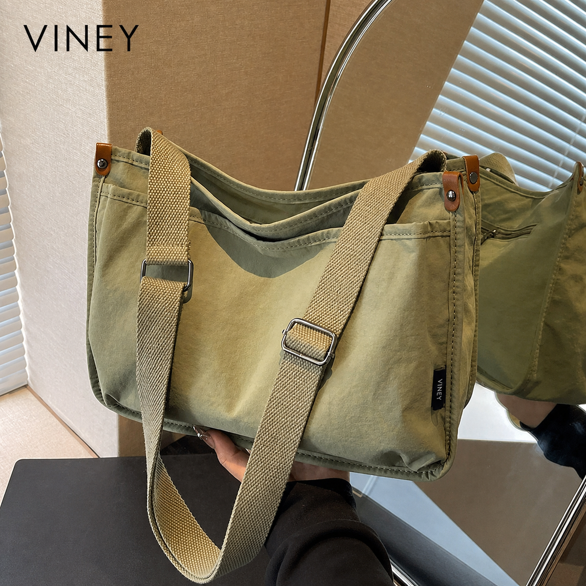 VINEY Everyday Canvas Large Capacity Convertible Tote Bag — English product image 1