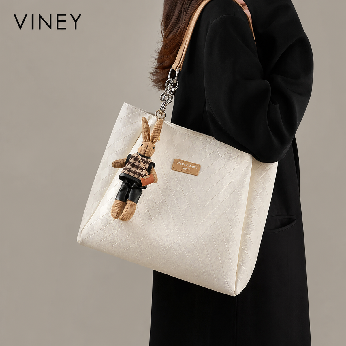 VINEY Genuine Leather Large Capacity Quilted Tote Bag product image 1