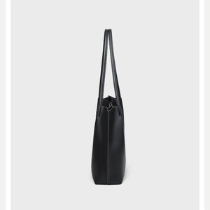VINEY Black Leather Tote and Pouch Set in black, side view