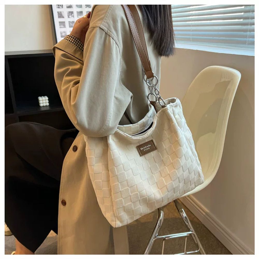 VINEY Textured Canvas Chain-Detail Tote Bag in white, shoulder carry